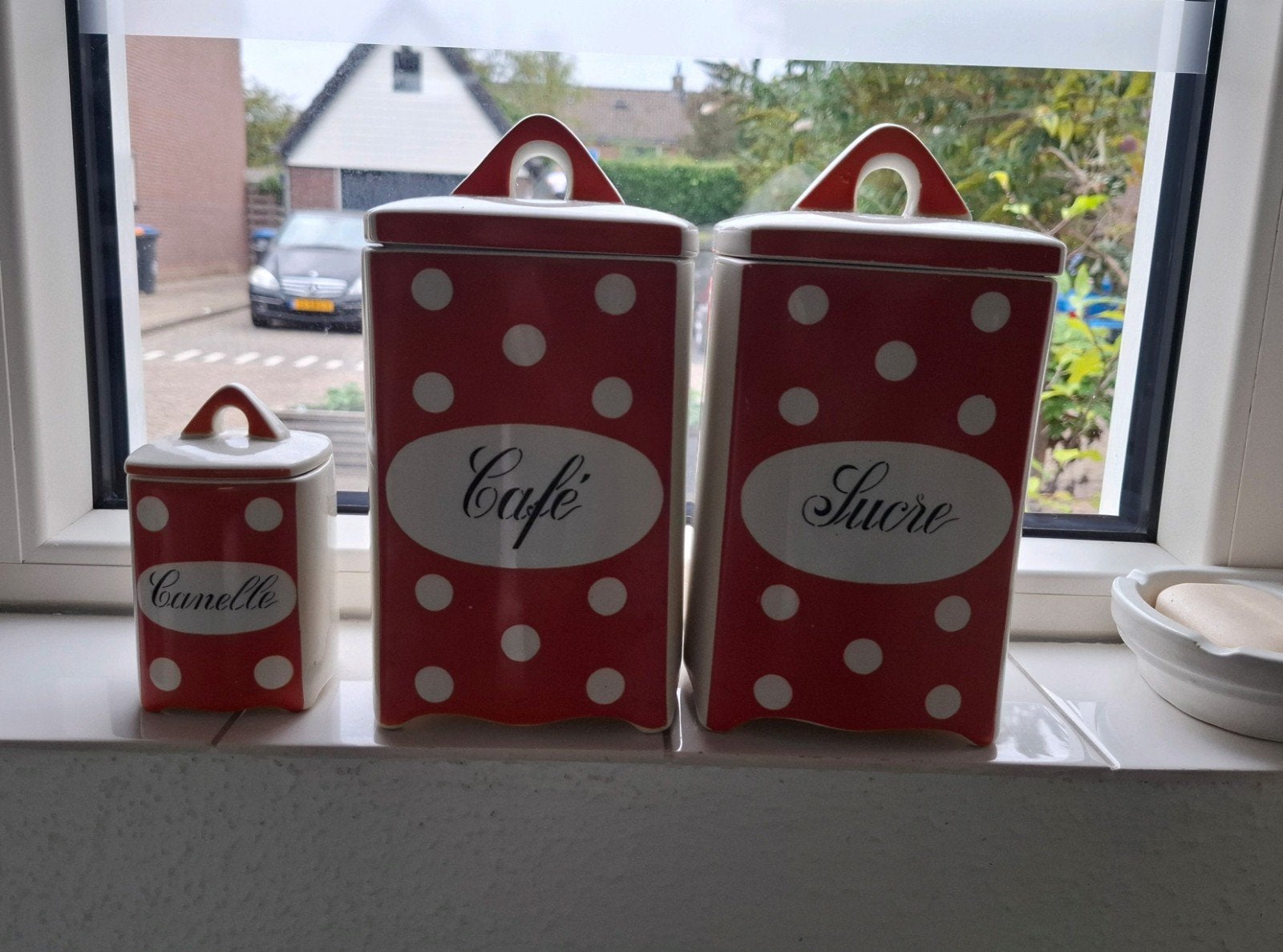 stippen servies, voorraad potten, Societe Céramique Maastr., Ophalen of Verzenden