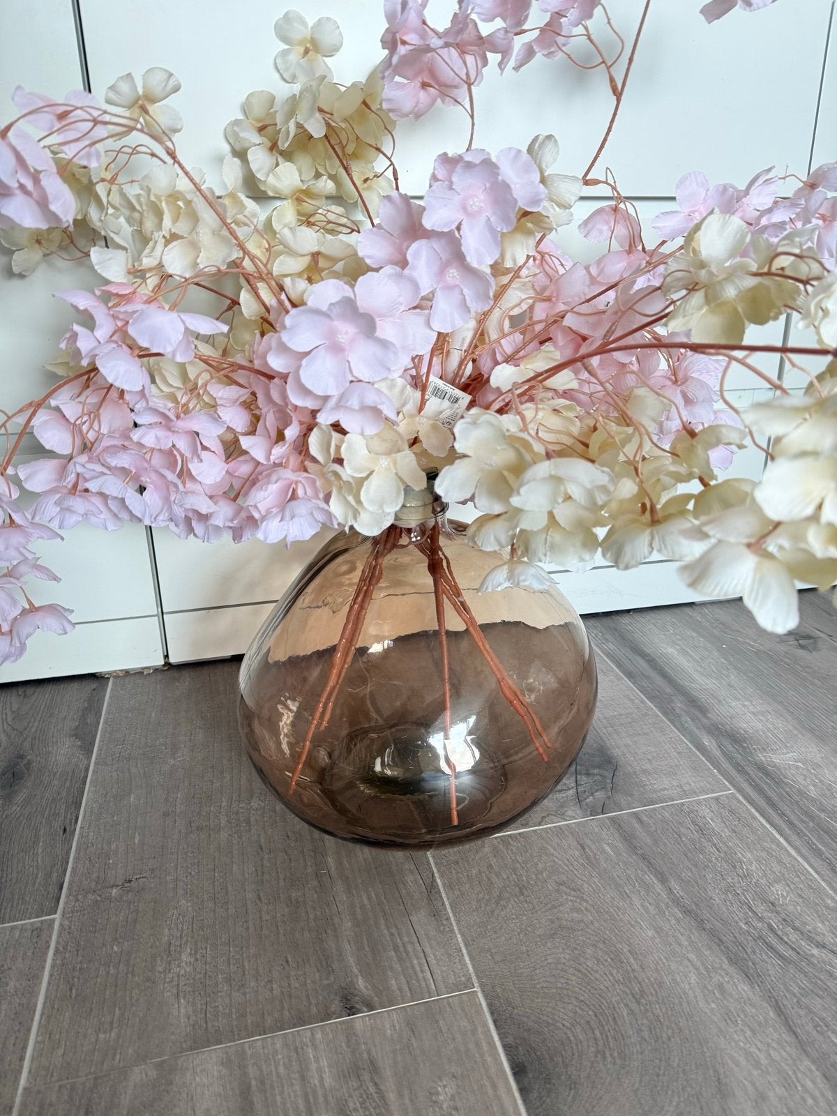Mica Decorations Vaas - Zo goed als nieuw, Huis en Inrichting, Woonaccessoires | Vazen, Ophalen, Zo goed als nieuw, Bruin, Glas