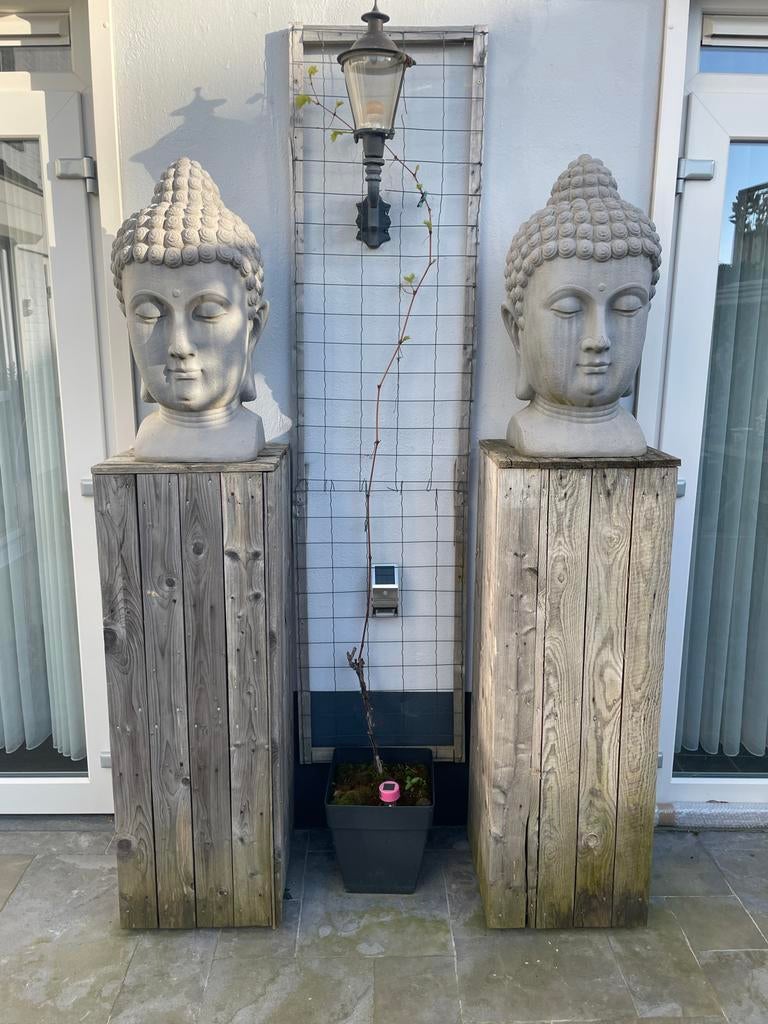 Set van 2 Boeddha hoofden op houten sokkels, Ophalen, Gebruikt