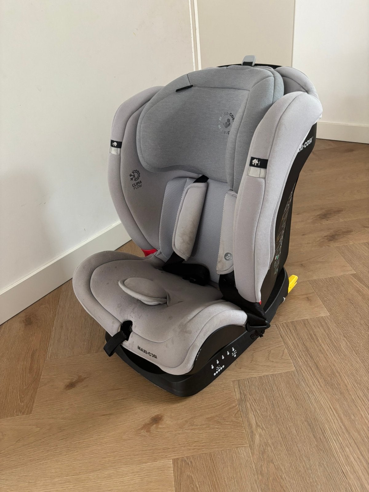 Maxi cosi Titan Plus autostoel, Ophalen, 9 t/m 18 kg, Zo goed als nieuw, Isofix