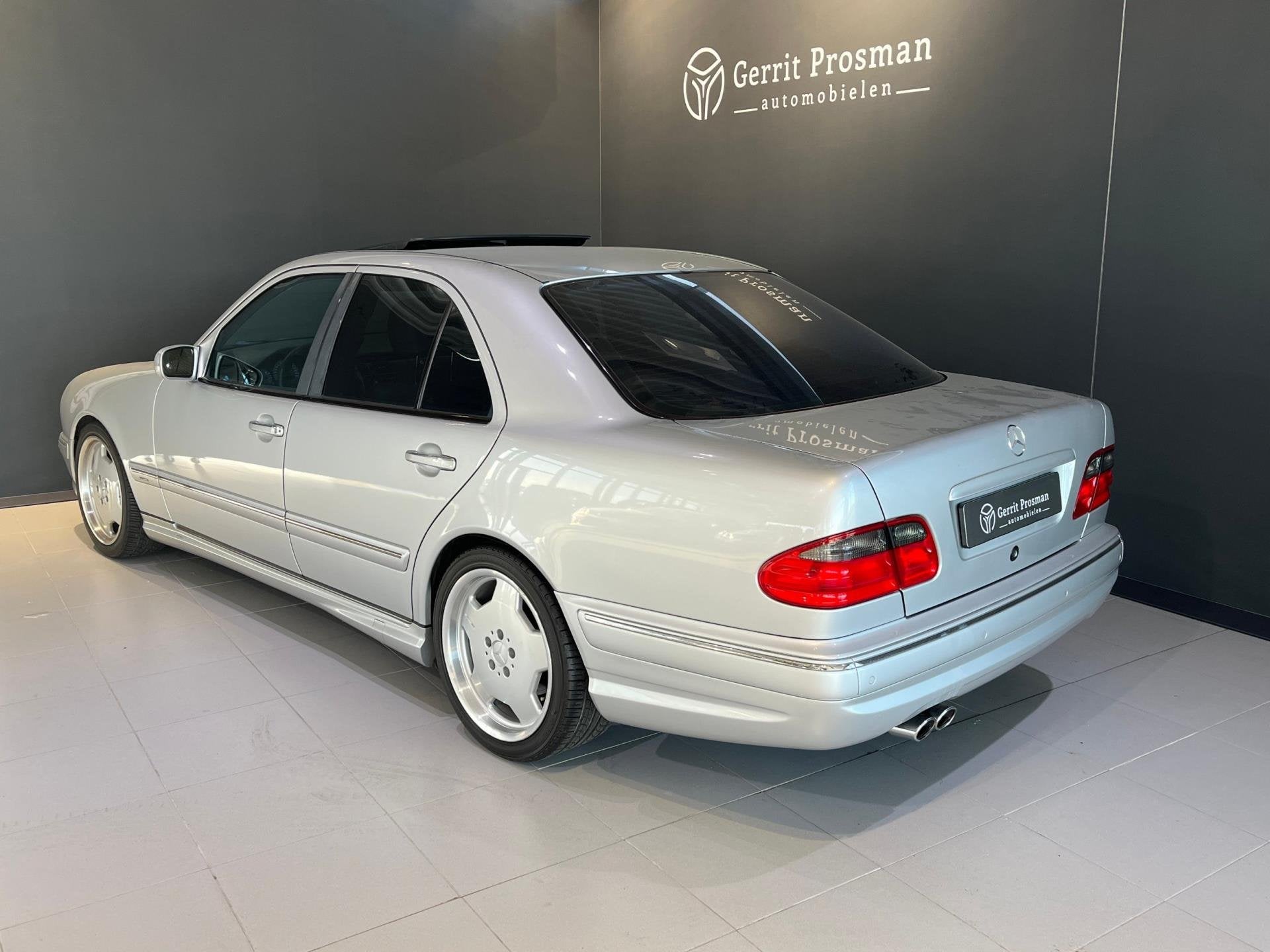 Mercedes-Benz E-klasse 55 AMG | 78.000 KM | Roestvrij | Full, Auto's, Automaat, Achterwielaandrijving, Stoelverwarming, Bedrijf