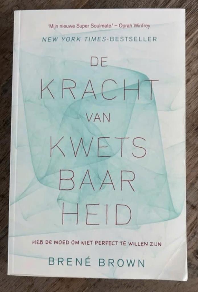 Boek; De kracht van kwetsbaarheid, Brenè Brown, Ophalen of Verzenden, Zo goed als nieuw