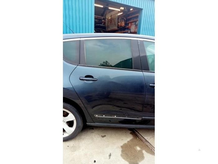 Portier 4Deurs rechts-achter van een Peugeot 3008 (KGN), Gebruikt, -, Deur, -
