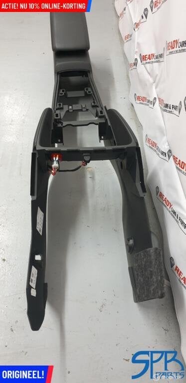 A3 S3 8V LEDER ARMSTEUN Middenconsole zwart LEER 8V1863241, Audi, Nieuw