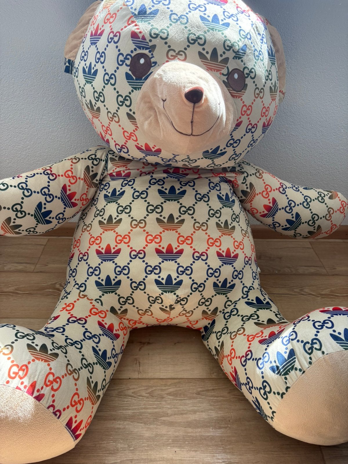 Mega Gucci beer, Verzamelen, Beren en Cherished Teddies, Ophalen, Zo goed als nieuw, Stoffen beer, Overige merken