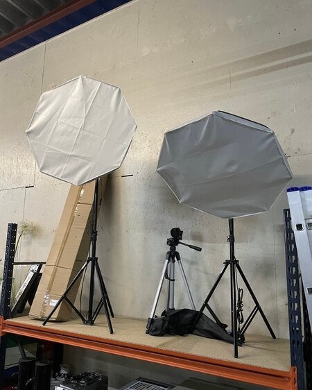 Falcon Eyes complete fotostudio – 2 softboxen + achtergrond, Ophalen, Zo goed als nieuw, Complete fotostudio