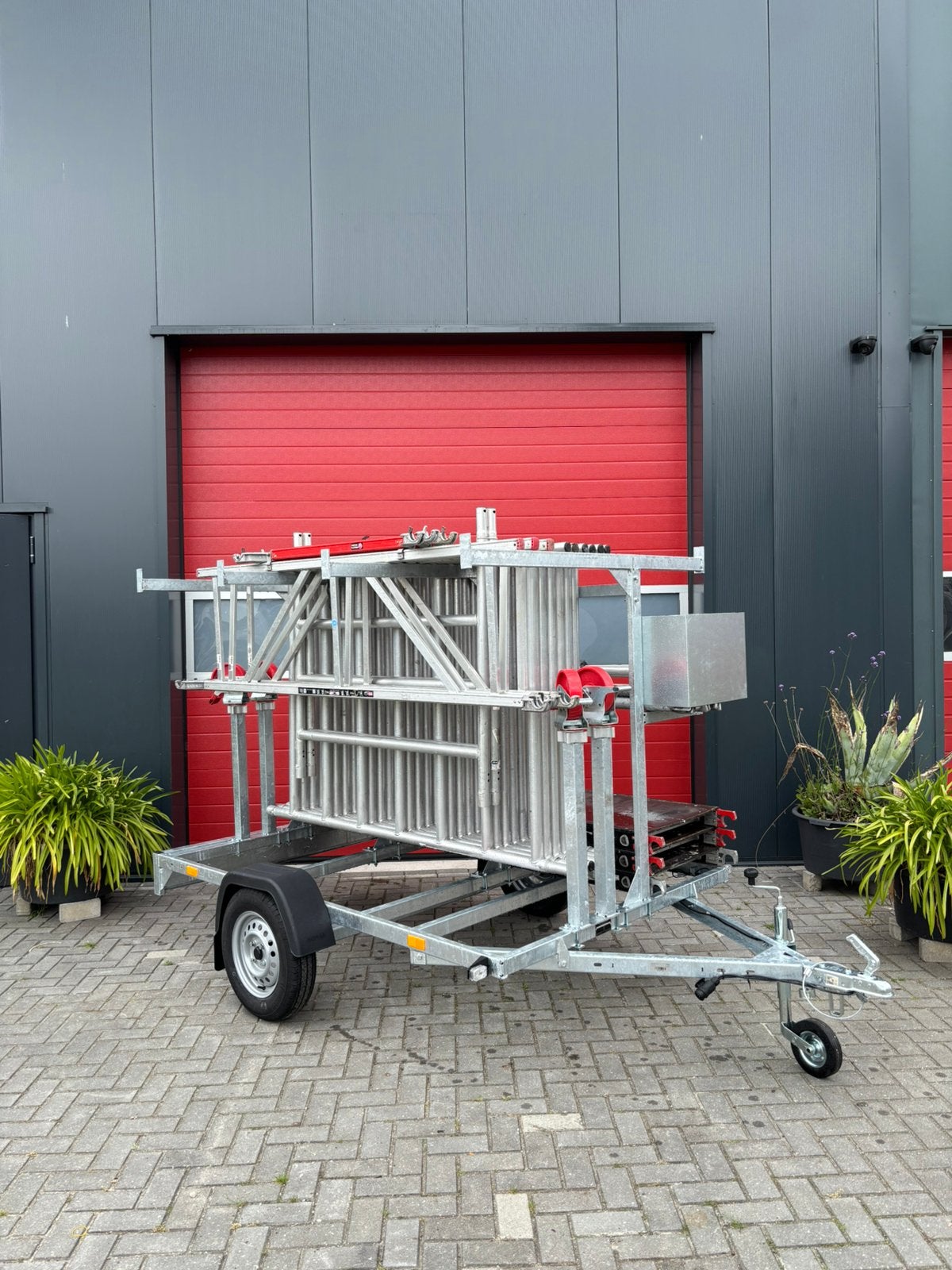 Altrex rolsteiger incl aanhanger  9.2 m wh, Doe-het-zelf en Verbouw, Ophalen, Gebruikt, Poortingaverhuur@gmail.com, 5 meter of hoger