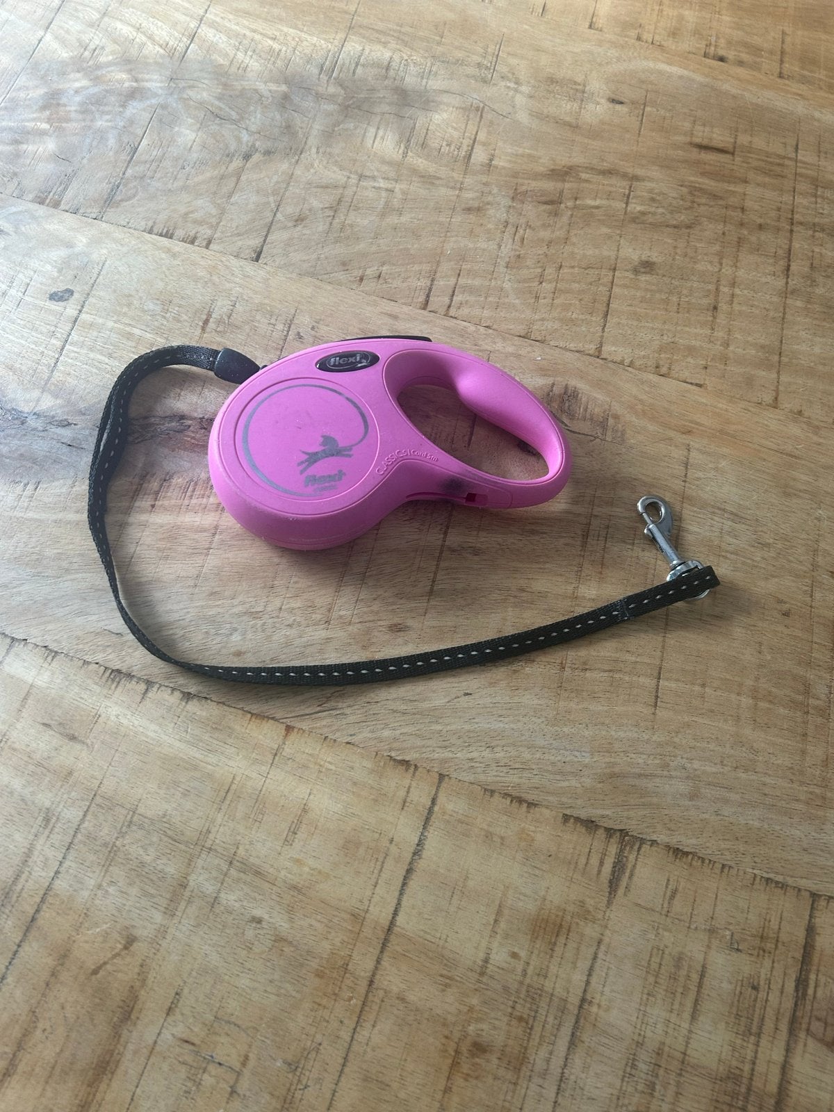 Flexi Classic rollijn 5 meter roze – kleine hond, Dieren en Toebehoren, Ophalen of Verzenden, Zo goed als nieuw