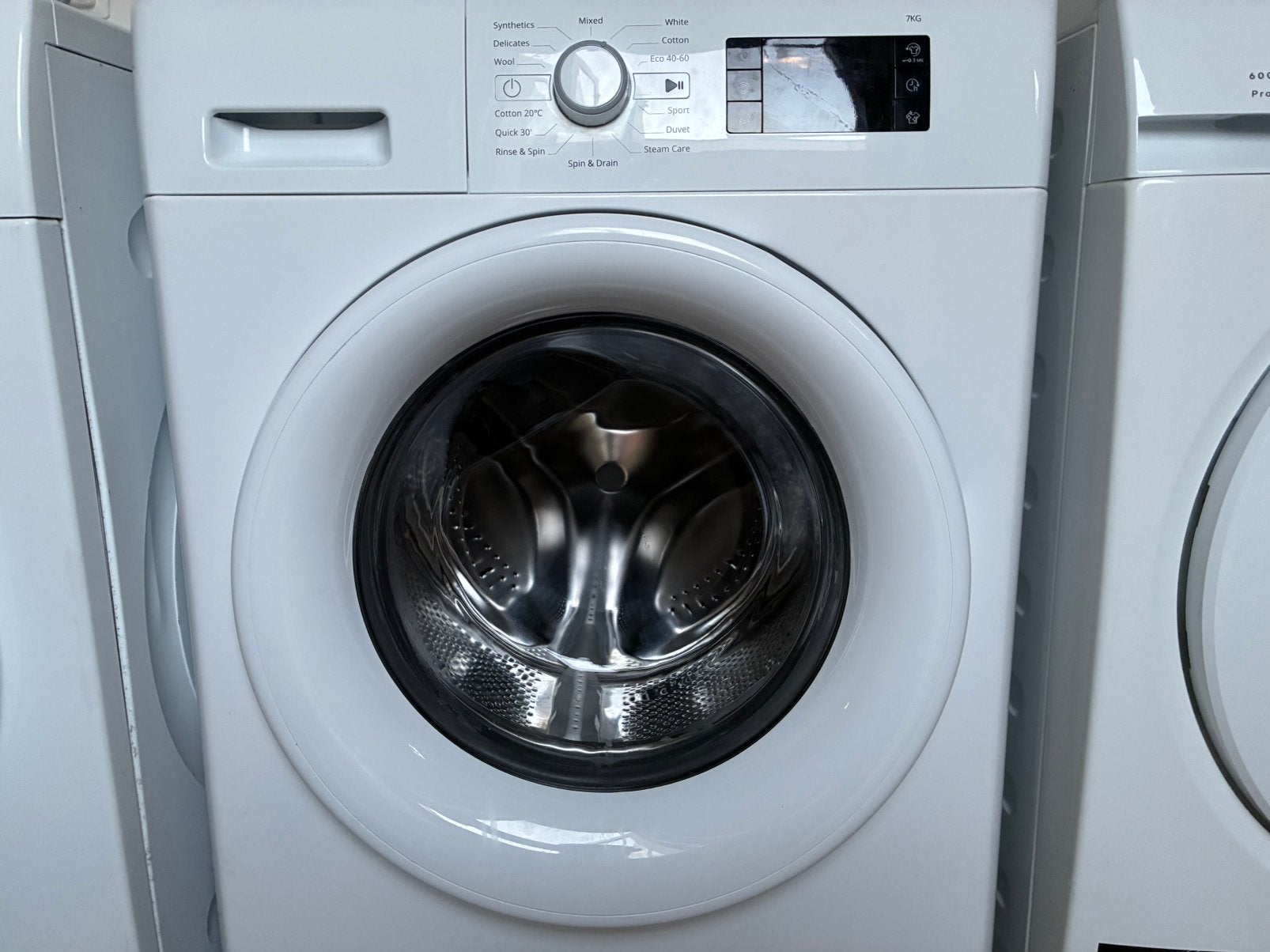 Bijna Nieuw Nieuwste Model Whirlpool 7Kg, Witgoed en Apparatuur, Energieklasse A of zuiniger, Ophalen of Verzenden, Voorlader