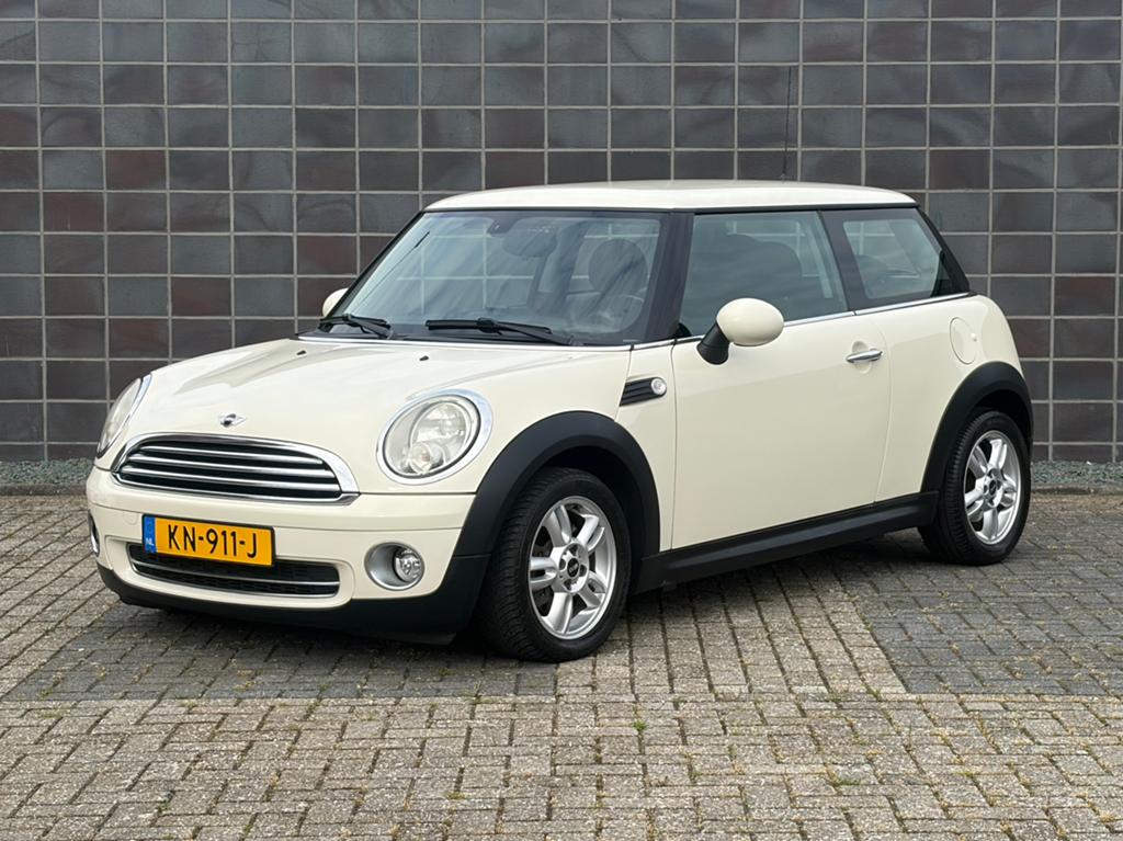 Mini (r56) 1.4 95pk 2009 Wit, Auto's, Mini, Particulier, Benzine, B, Hatchback, Handgeschakeld, Geïmporteerd, Wit, Voorwielaandrijving