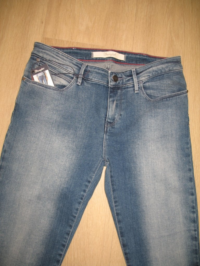 Wrangler Stretch Spijkerbroek Corynn Mt.29 Ongedragen, Blauw, Nieuw, W28 - W29 (confectie 36), Wrangler