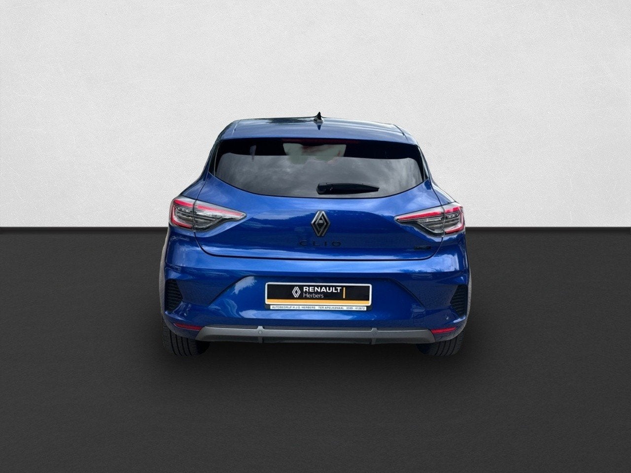 Renault Clio 1.6 E-Tech Full Hybrid 145 esprit Alpine ADAPT, Gebruikt, Zwart, 4 cilinders, Blauw