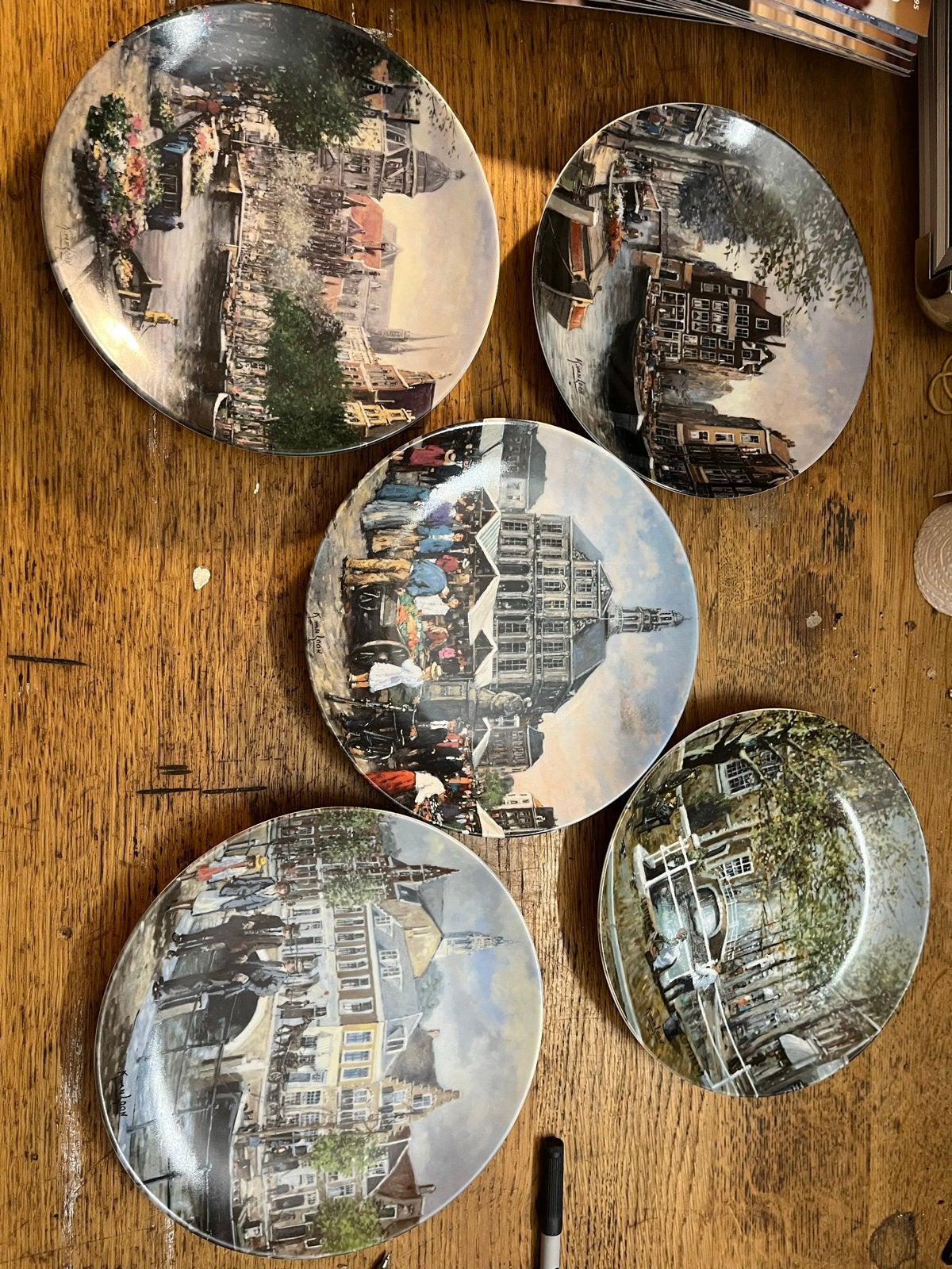 Set van 5 decoratieve borden met Nederlandse stadsgezichten, Antiek en Kunst, Ophalen of Verzenden