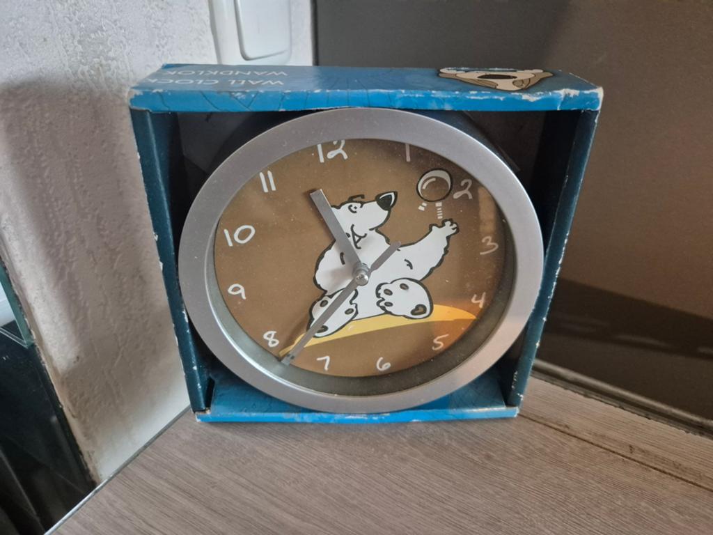 Wandklok ijsbeer, Ophalen of Verzenden, Nieuw, Analoog, Wandklok