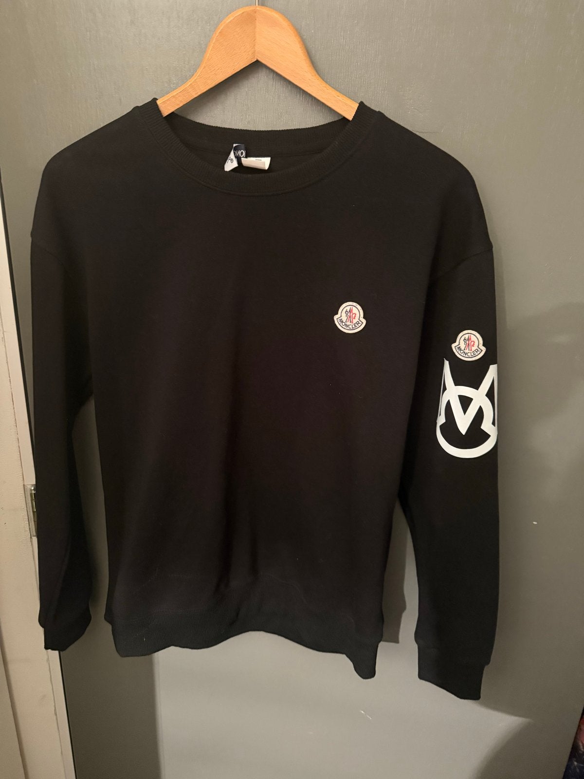 Moncler trui zwart maat M, Ophalen of Verzenden, Gedragen, Maat 48/50 (M), Zwart