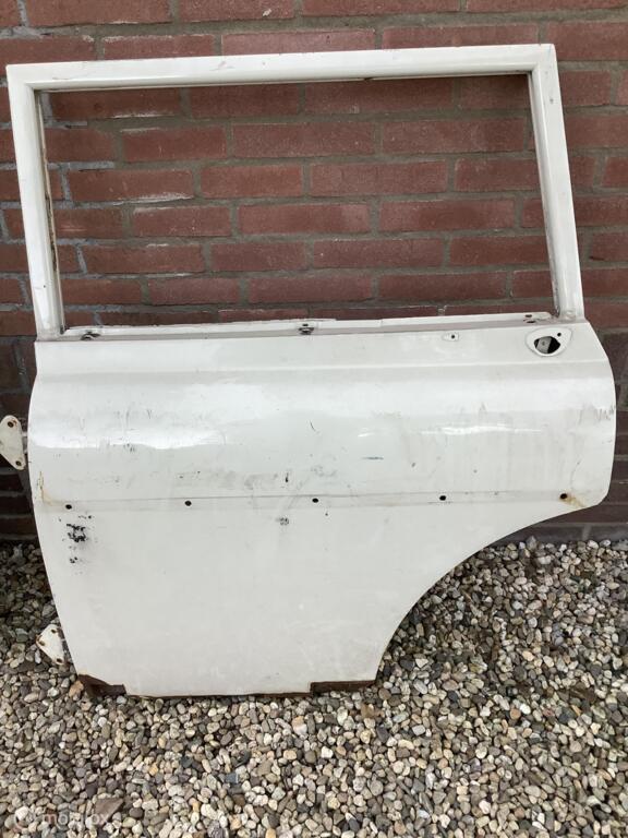 achterdeur links linksachter volvo amazon combi station 220, Auto-onderdelen, Gebruikt, Deur, Ophalen of Verzenden, Voor