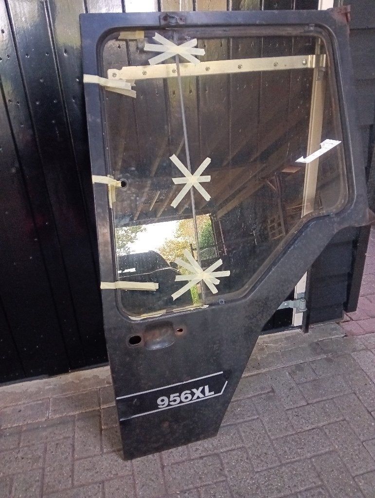 Case xl trekker onderdelen, Ophalen