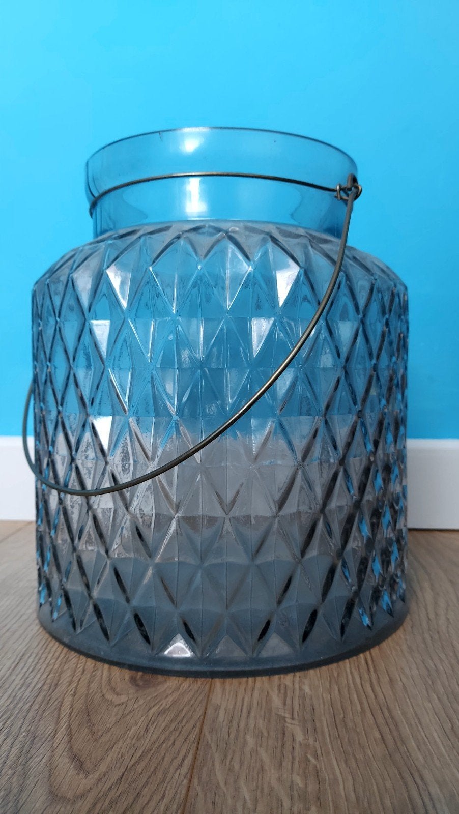 Grote blauwe glazen vaas/windlicht met handvat, Ophalen, Blauw, Met handvat, Glas