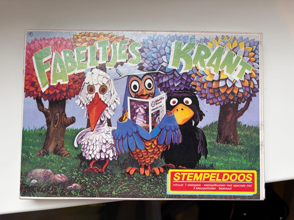 Vintage Fabeltjeskrant Stempeldoos - Houten Stempels, Hobby en Vrije tijd, Stempelen, Ophalen of Verzenden, Gebruikt, Houten stempel
