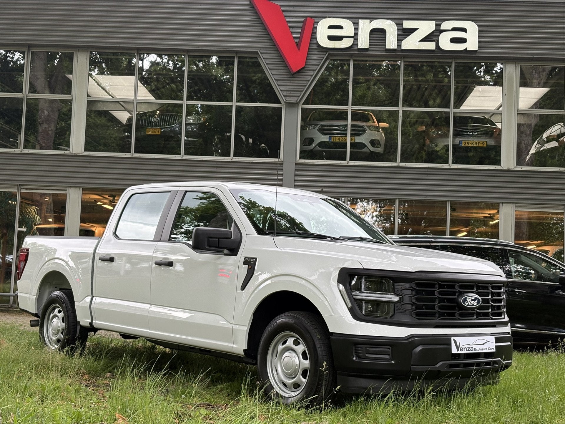 Ford USA F-150 2.7L XL EcoBoost (bj 2024), Auto's, Gebruikt, Met garantie (alle), F-150, Wit