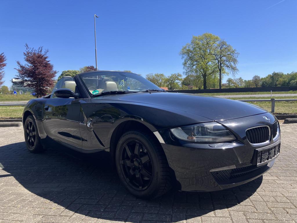 BMW Z4 Roadster 2.5si Stoelverwarming, Airco, Cruise Control, Auto's, BMW, Achterwielaandrijving, 2497 cc, Cabriolet, Leder en Stof