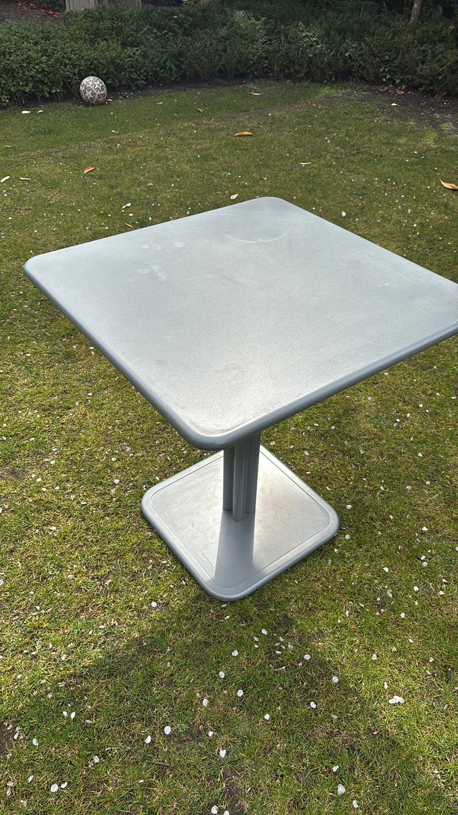 Fermob Luxembourg tuintafel 71x71cm, Ophalen, Gebruikt, Vierkant, Metaal