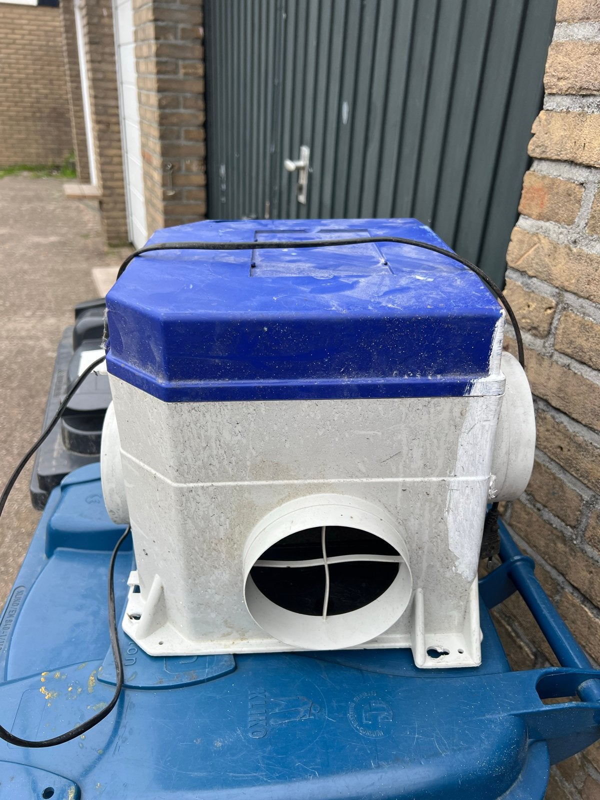 Werkende Itho box - Ventilatie unit, Doe-het-zelf en Verbouw, Ventilatie en Afzuiging, Ophalen of Verzenden, Gebruikt, Ventilator en Afzuiger