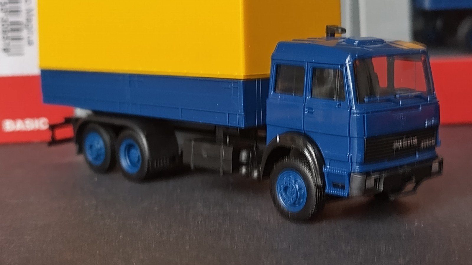 iveco Magirus 1;87 Herpa Basic Pol, Verzenden, ., Nieuw, Herpa