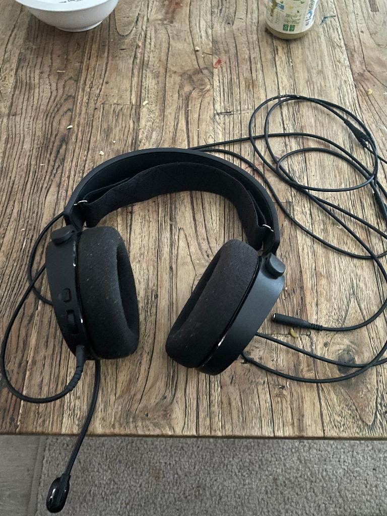 Steelseries headset, Mute-functie, Ophalen of Verzenden, Over-ear, Bedraad