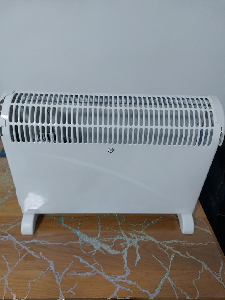 Quigg elektrische kachel/verwarming met timer, Doe-het-zelf en Verbouw, 30 tot 80 cm, Kachel, Ophalen of Verzenden, Zo goed als nieuw