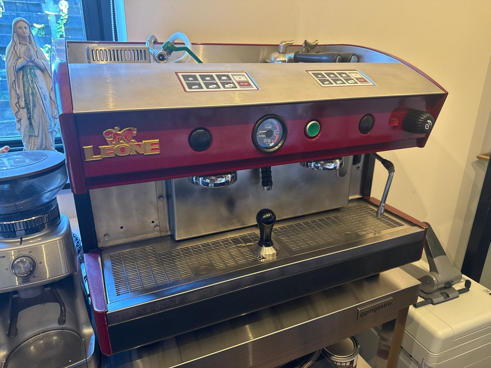Leone Espresso Apparaat met Solis Koffiemolen, Gebruikt, Espresso apparaat, 10 kopjes of meer, Koffiebonen
