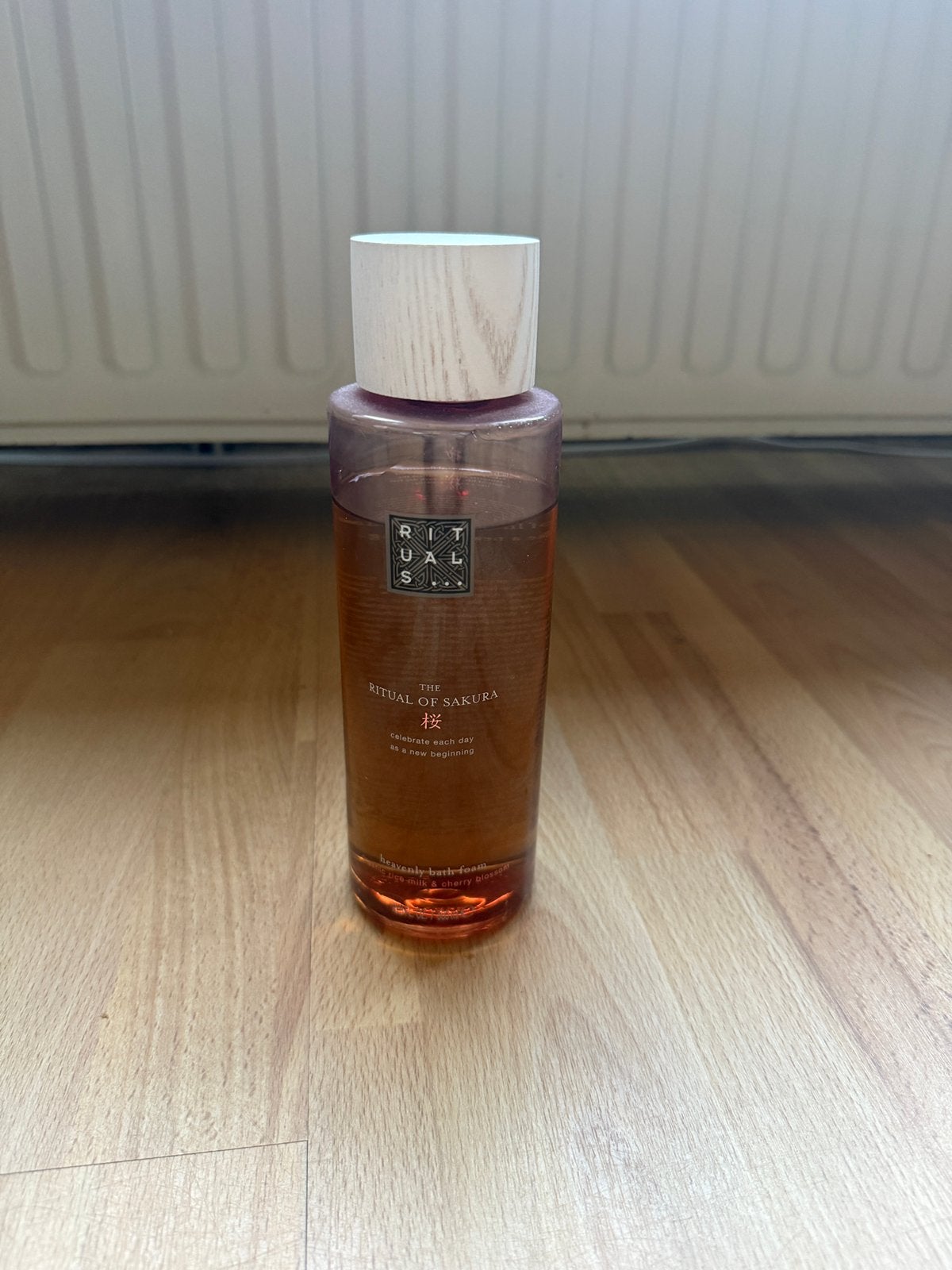 Rituals of sakura heavenly bath foam, Ophalen of Verzenden, Zo goed als nieuw, Bad & Douche