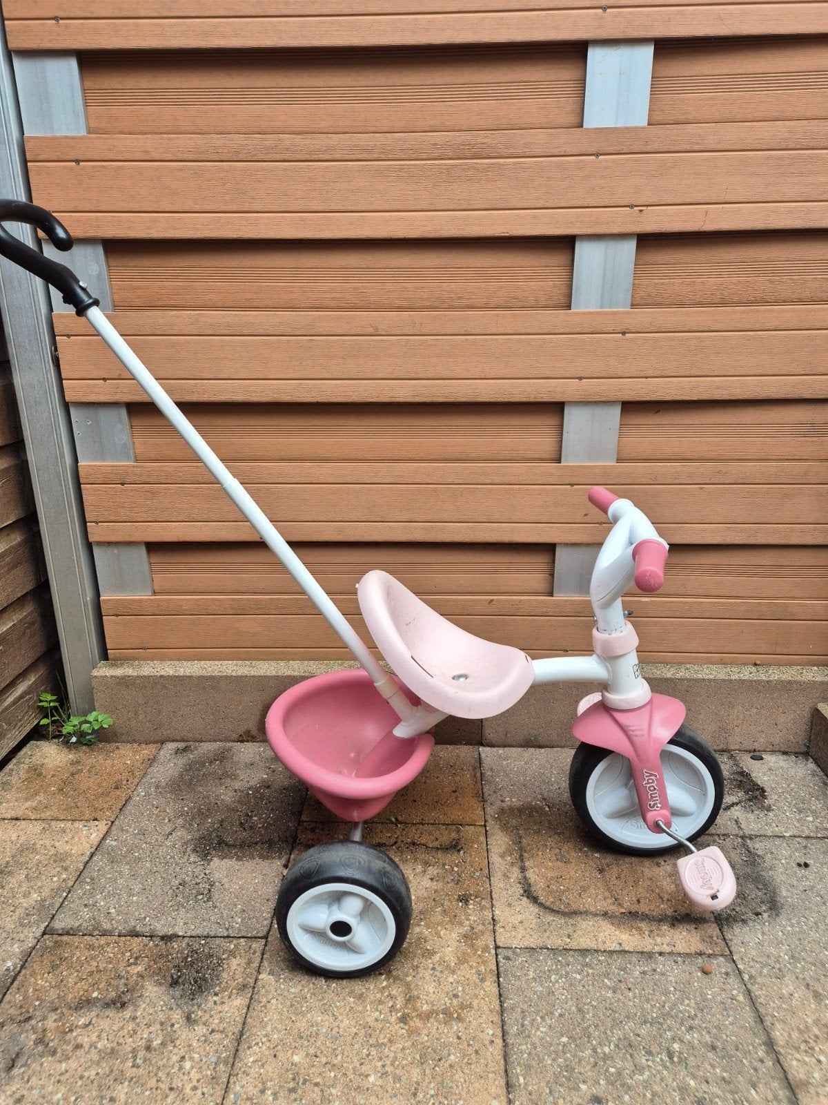 Roze babyfiets met duwstang - Smoby, Ophalen of Verzenden, Gebruikt, Smoby, Duwstang