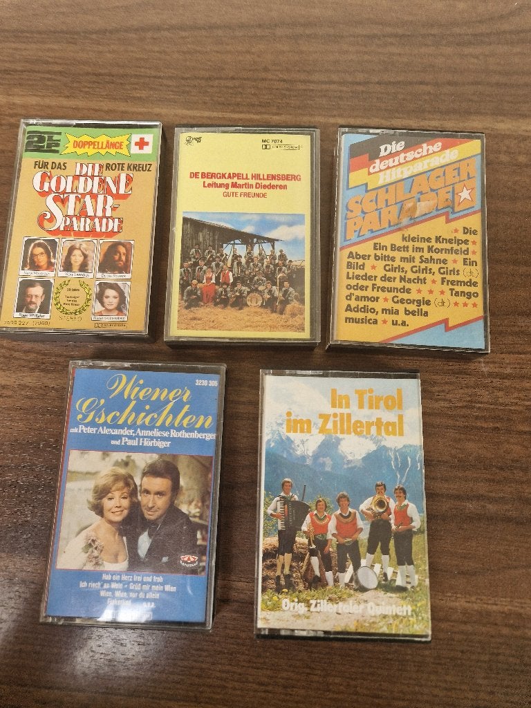 5 stuks originele cassettebandjes, Cd's en Dvd's, Cassettebandjes, 2 t/m 25 bandjes, Overige genres, Ophalen of Verzenden, Zo goed als nieuw