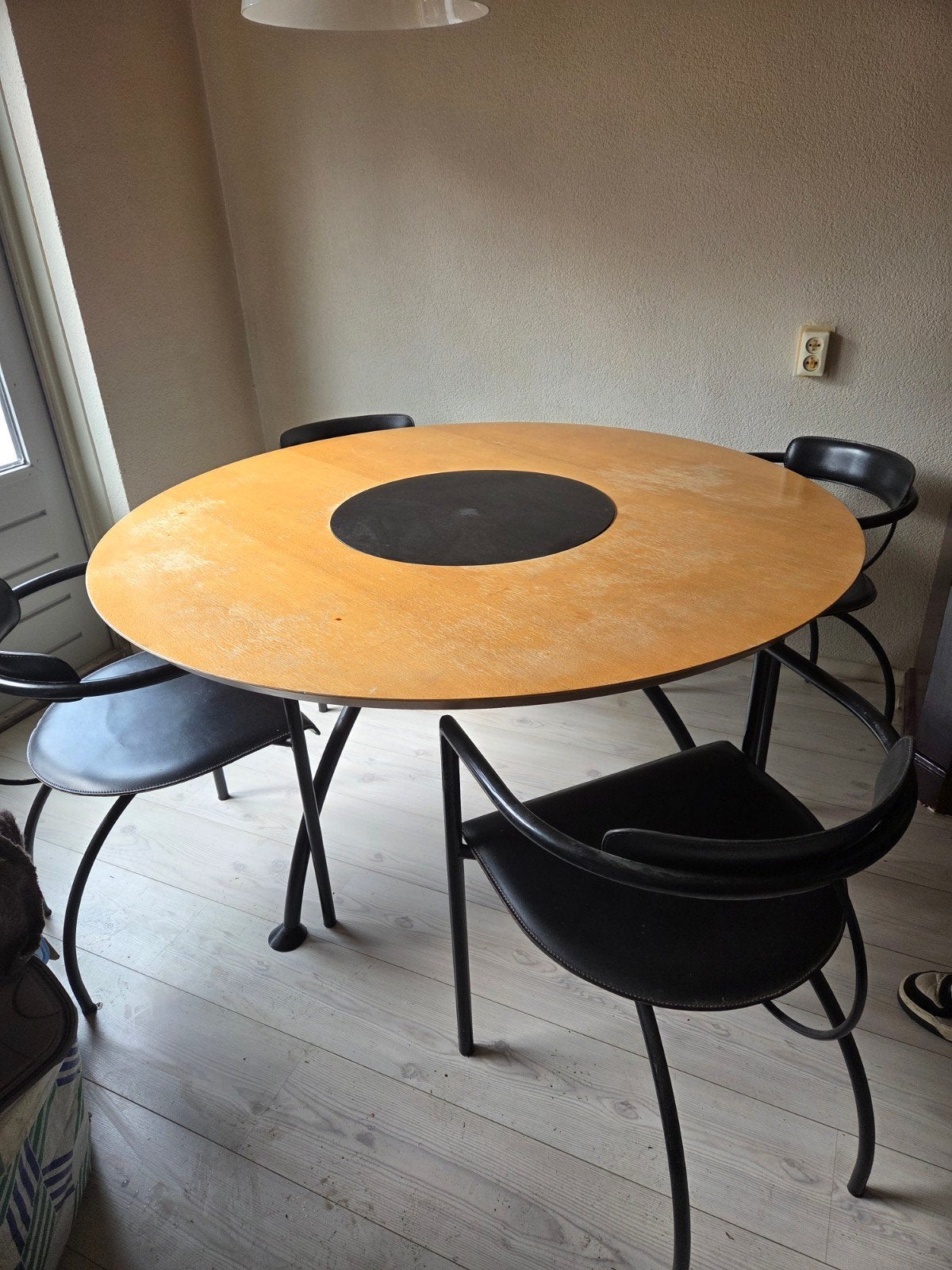 Jaren 80 Design Eethoek:  4 Leren Stoe, Huis en Inrichting, Tafels | Eettafels, Ophalen, Gebruikt, Overige materialen, Rond