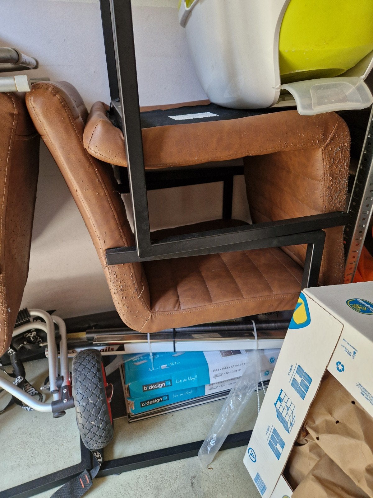 4 gratis gebruikte stoelen, Ophalen, Gebruikt