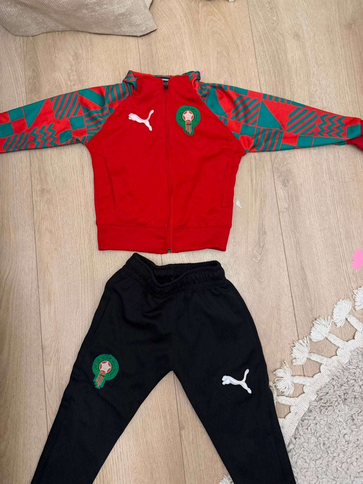 Puma Marokko trainingspak maat 98 met naam Maysae, Gebruikt, Jongen of Meisje, Puma, Ophalen of Verzenden