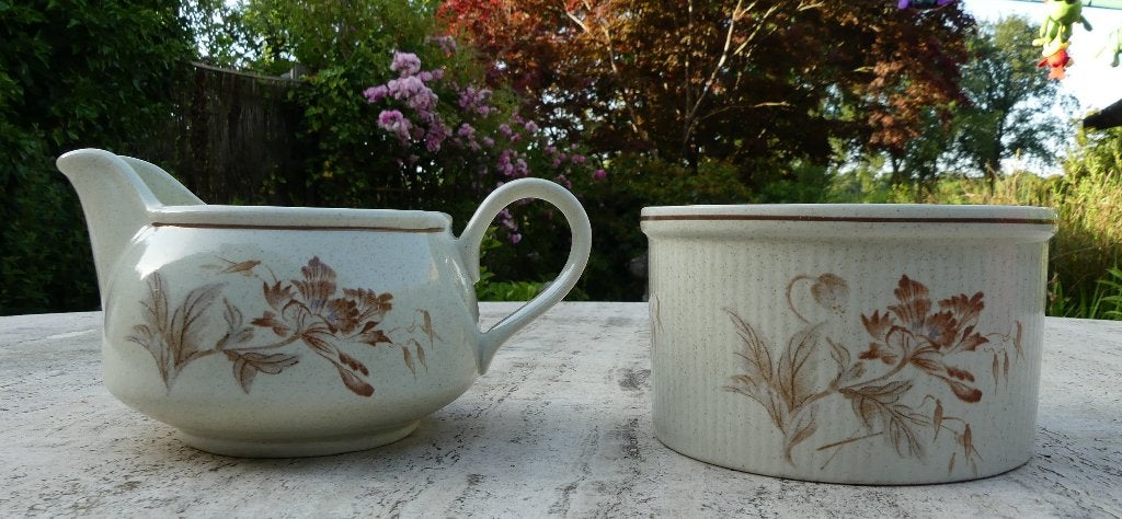 Royal Albert Country Garden - Summer Fantasy servies '70, Klassiek, Nieuw, Ophalen of Verzenden, Schaal of Schalen