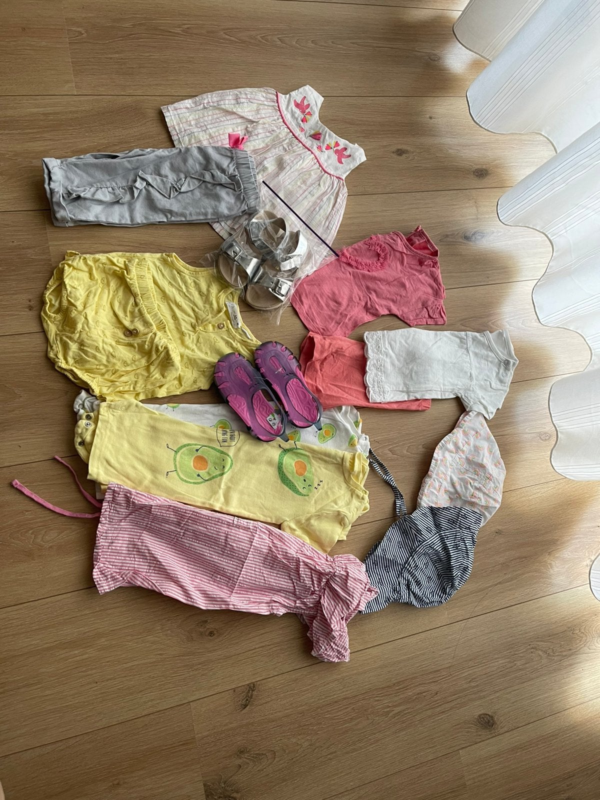 Meisje pakket kleren, Ophalen of Verzenden, Zo goed als nieuw, Maat 74