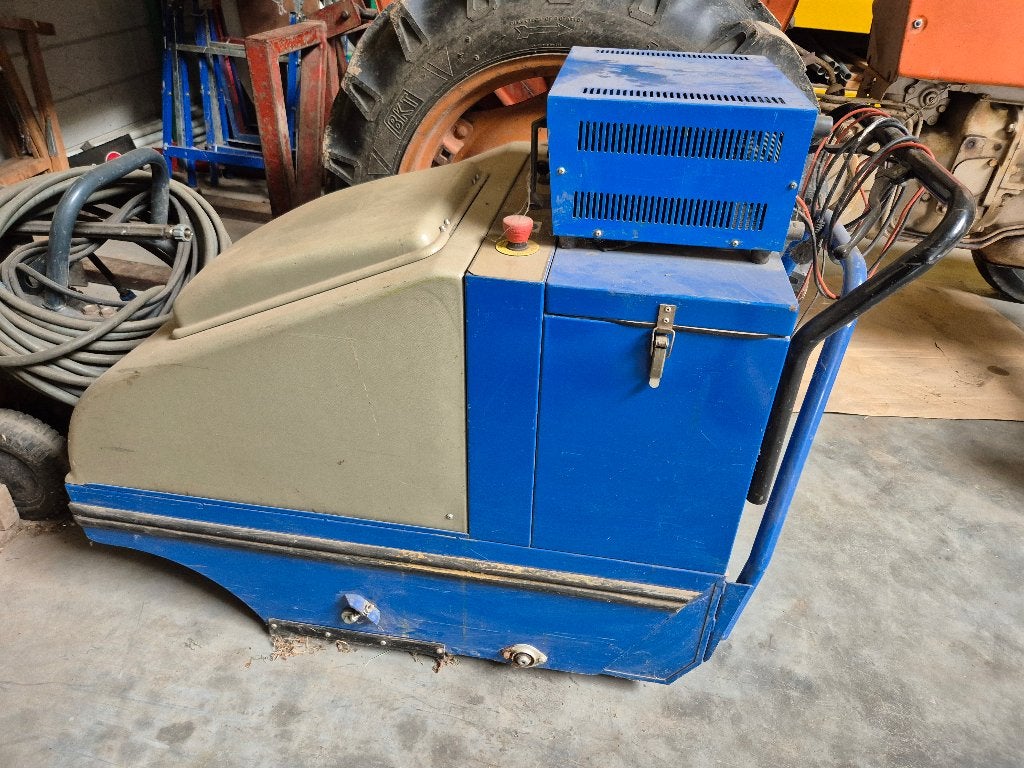 Veeg machine, Ophalen, Gebruikt
