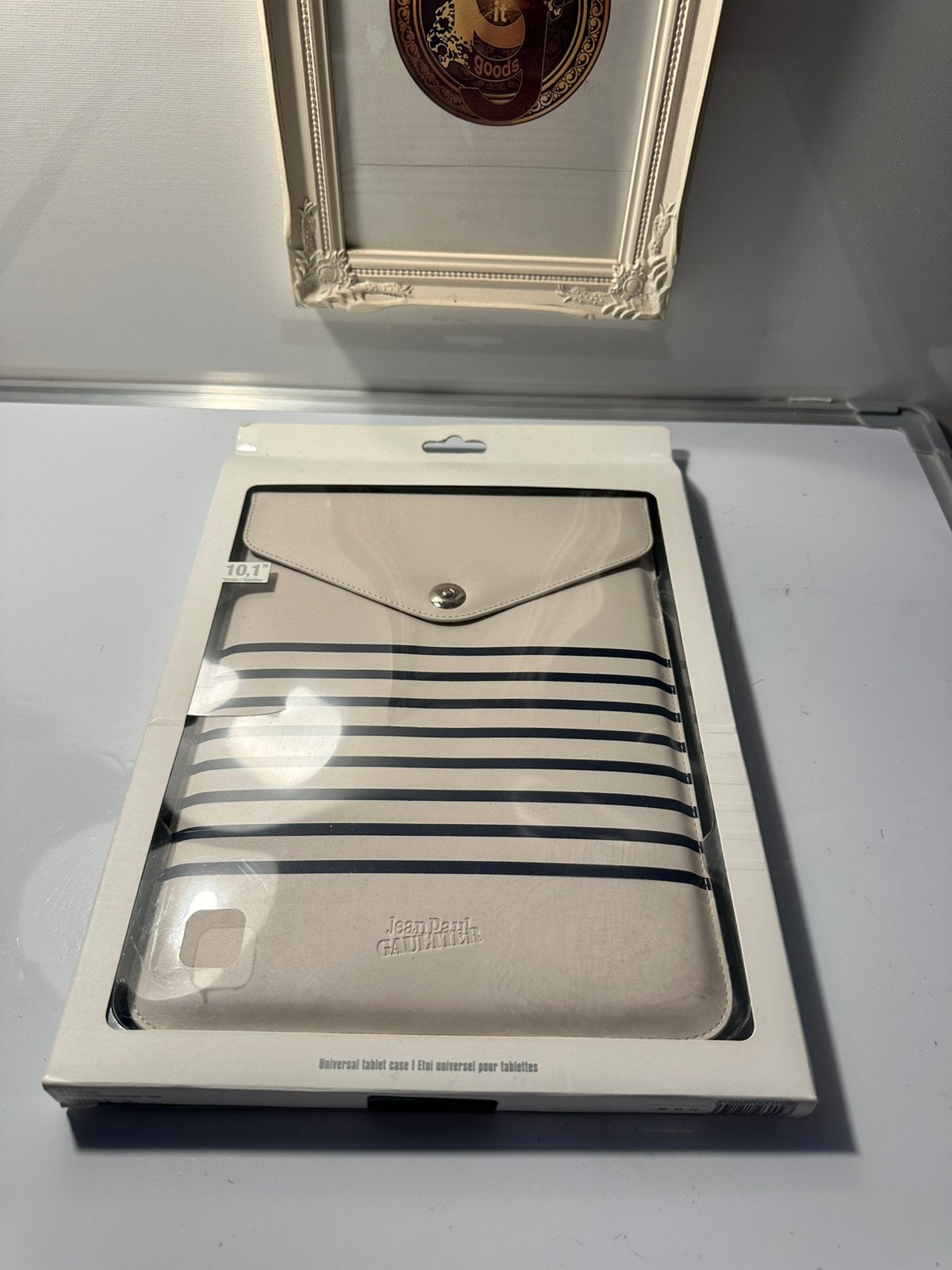 Jean Paul Gaultier Universele Tablet Hoes 10.1” Nieuw Labels, 10 inch, IPad, Overige typen, Nieuw