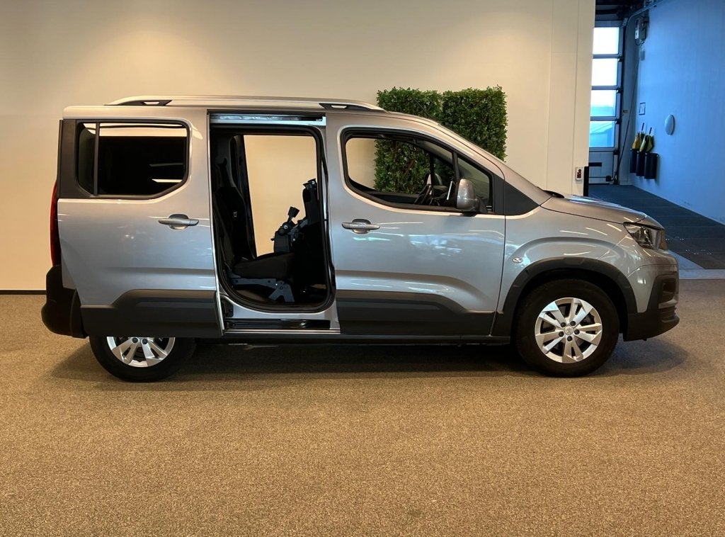 Peugeot Rifter RIFTER (bj 2021, automaat), Auto's, Peugeot, Automaat, Stof, Gebruikt, Euro 6