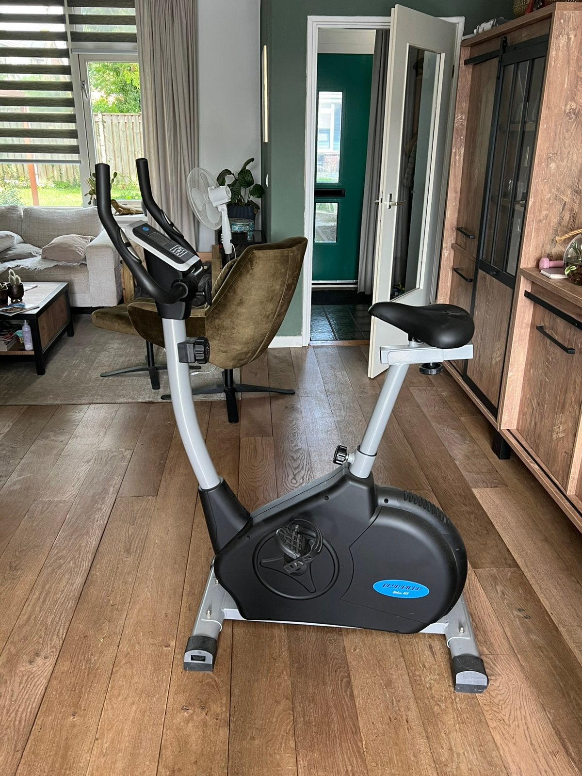 Een mooie hometrainer, Olypicor. Weinig gebruikt., Sport en Fitness, Ophalen, Zo goed als nieuw, Metaal, Hometrainer