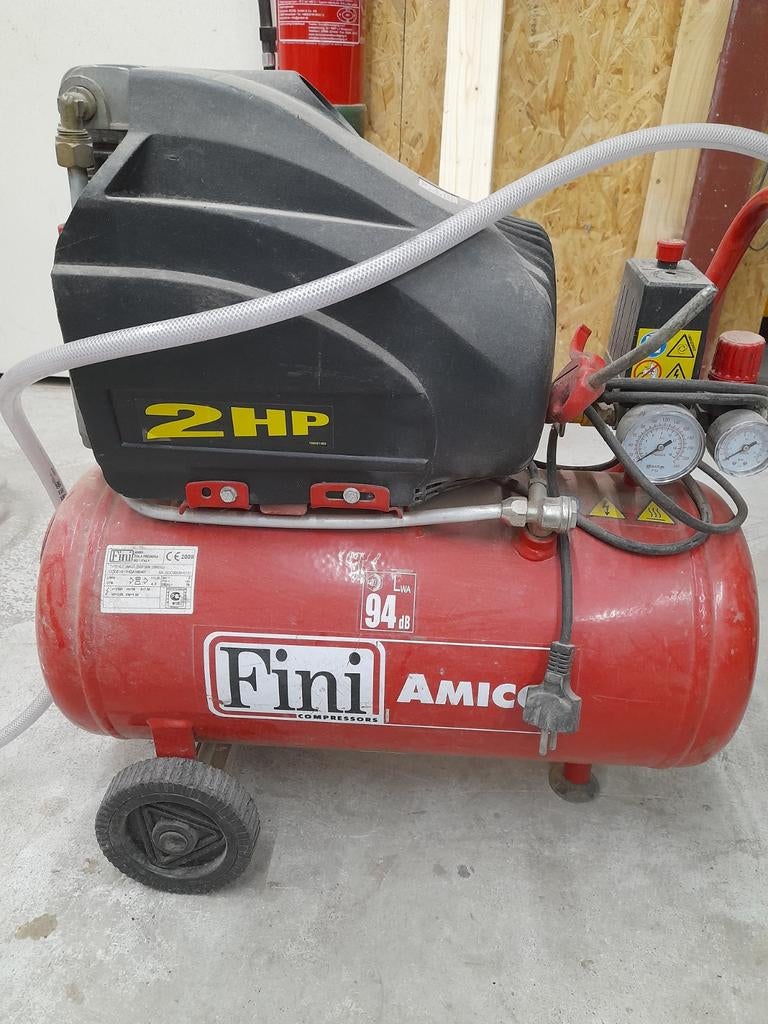 Te koop Compressor, Ophalen of Verzenden, Gebruikt, Minder dan 200 liter/min