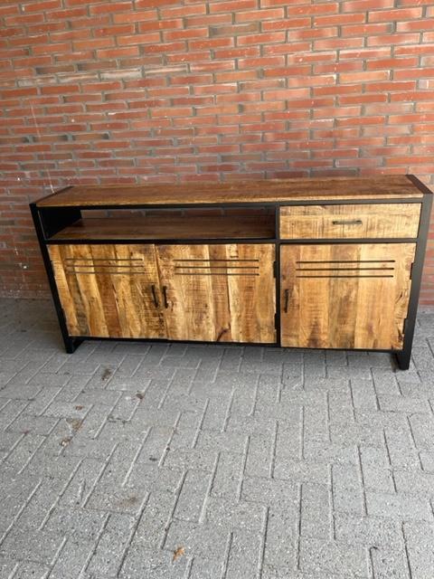 dressoir MASSIEF Mangohout 180 cm breed  ACTIE PRIJS, Huis en Inrichting, Kasten | Ladekasten, Overige houtsoorten, 1 of 2 laden