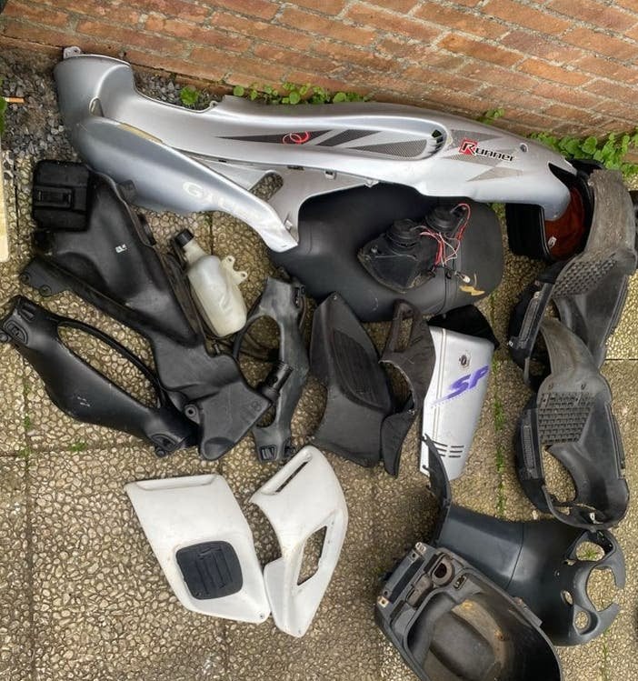 Gilera runner 125/180cc onderdelen, Fietsen en Brommers, Brommeronderdelen | Scooters, Ophalen of Verzenden, Zo goed als nieuw