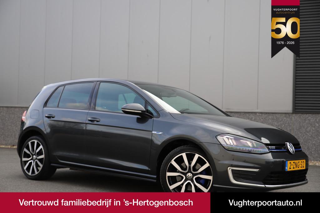 Volkswagen Golf 1.4 TSI GTE Plug In Hybrid/Leder/Cruise/Trek, Auto's, Gebruikt, 150 pk, Lichtsensor, Bedrijf