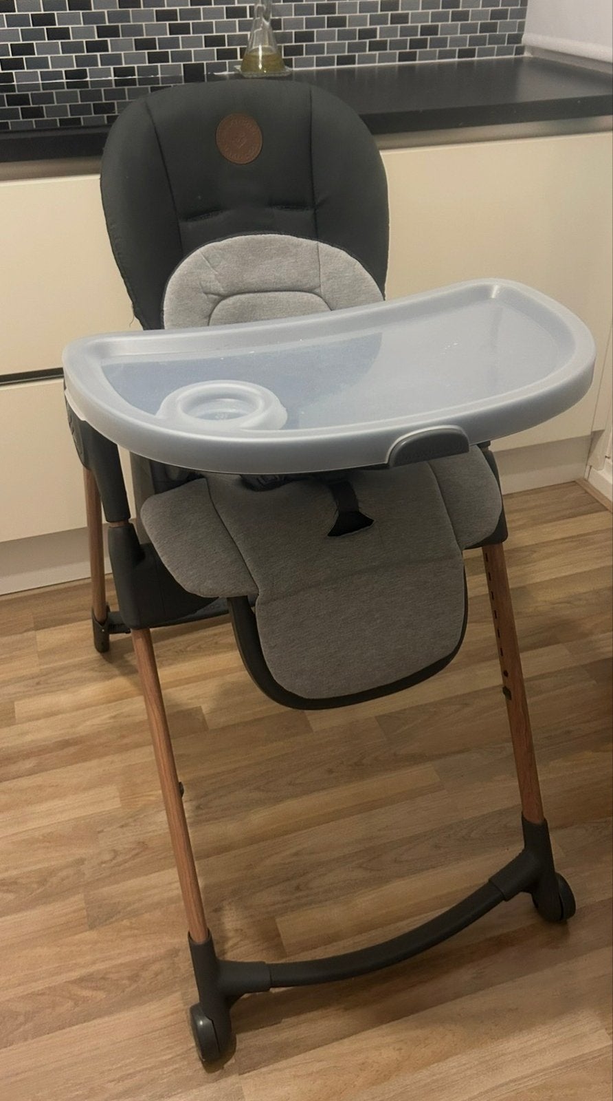 Maxi-Cosi Minla 6-in-1 kinderstoel met eetblad, Ophalen of Verzenden, Zo goed als nieuw, Meegroeistoel, Afneembaar eetblad