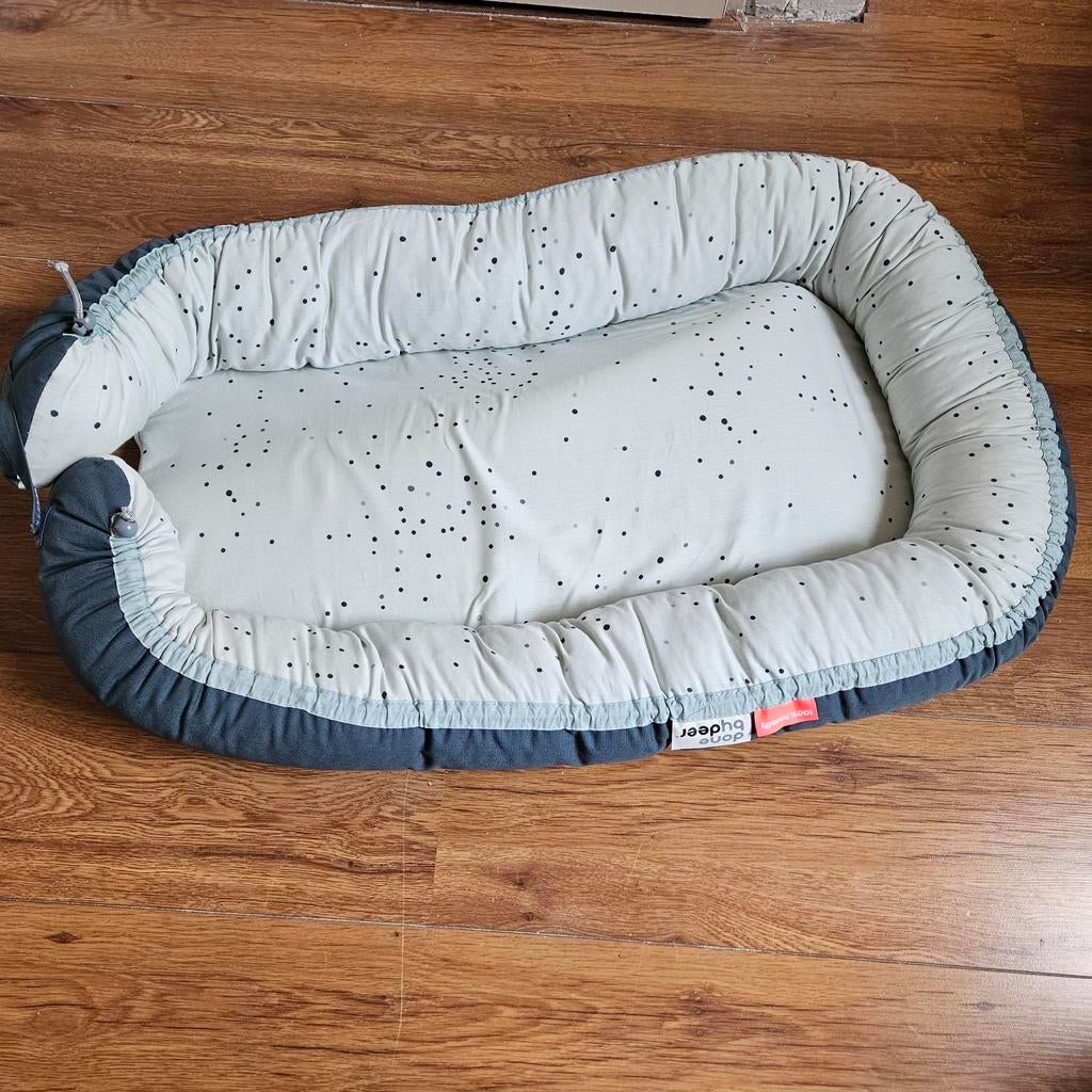 Babynestje Done by Deer, Kinderen en Baby's, Babywiegjes en Ledikanten, Ophalen, Zo goed als nieuw, Overige typen