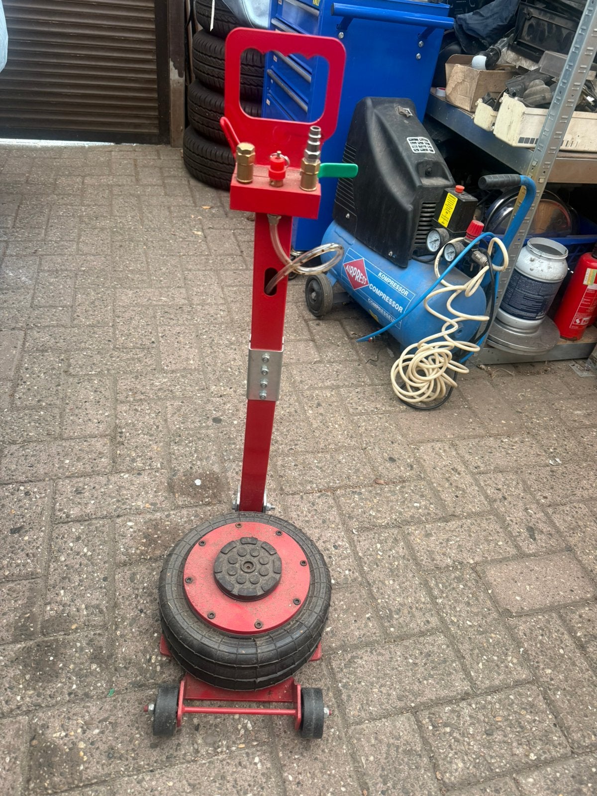 Krik, Ophalen, Zo goed als nieuw, Hydraulisch, Garagekrik